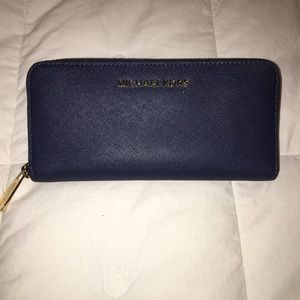Michael Kors leather wallet dark blue authentic